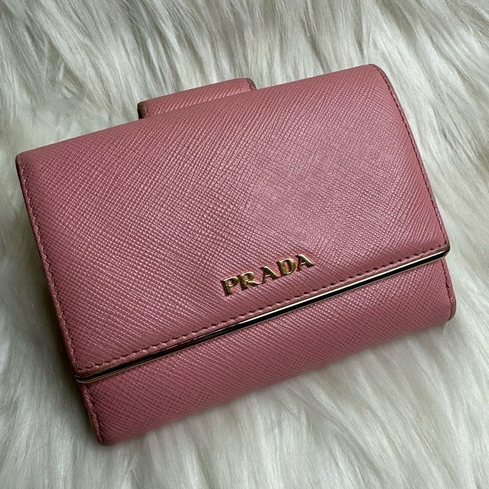 💯Authentic Prada compact Wallet 🍀 - Picture 5 of 15